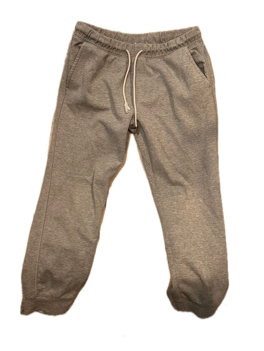 American Eagle Gray Cuffed Sweatpants Mens Large